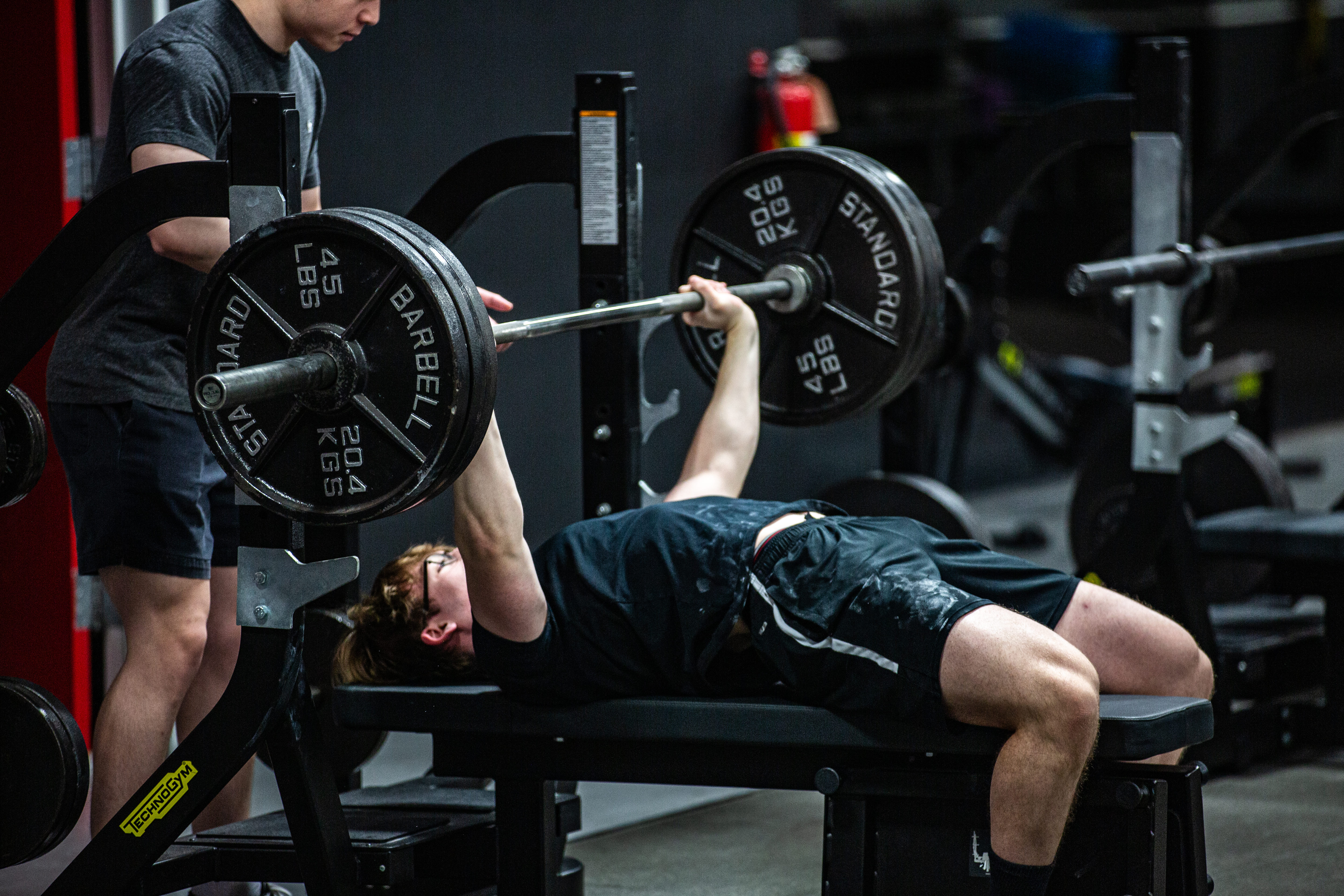 Iain bench pressing